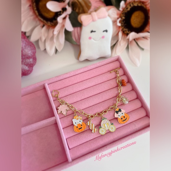 Hello Kitty Halloween gold plated charm bracelet - Picture 2 of 2